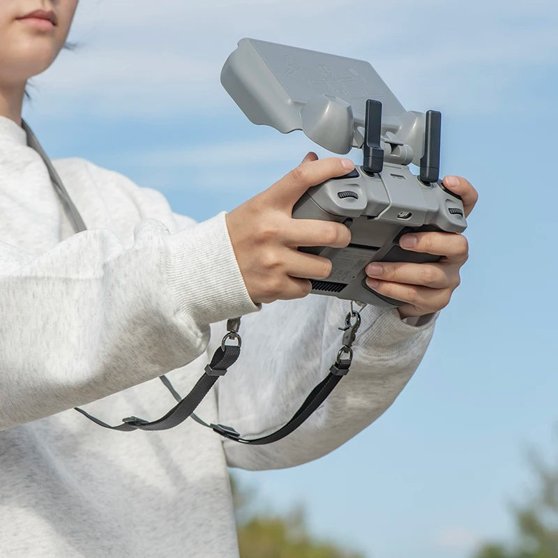 Sun Hood for DJI RC 2 (Mini 4/5 Pro, NEO 2 & Mavic 4 Pro)